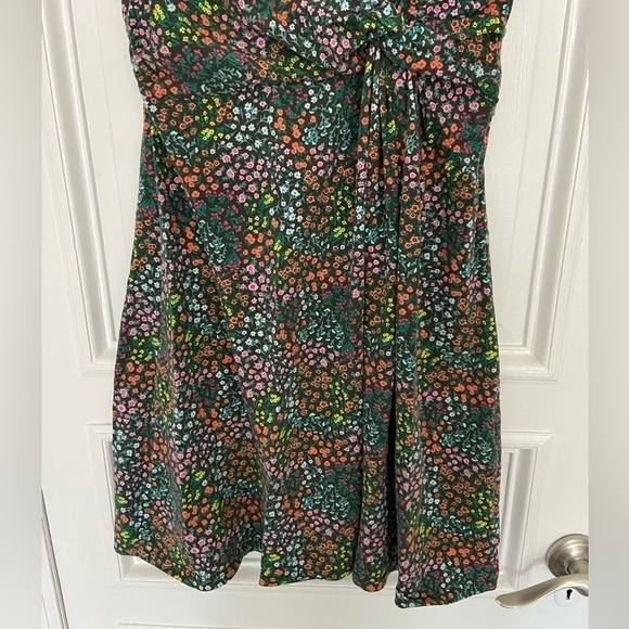 Lands’ End Colorful Floral Pink Green Black Sleeveless Wrap Front Jersey Dress - Picture 3 of 13